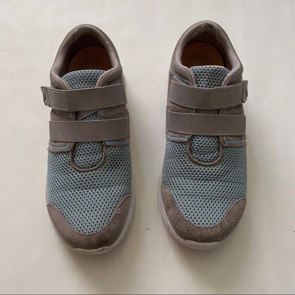 Vionic Ema Suede & Mesh Adjustable Sneakers 8 - Picture 6 of 11